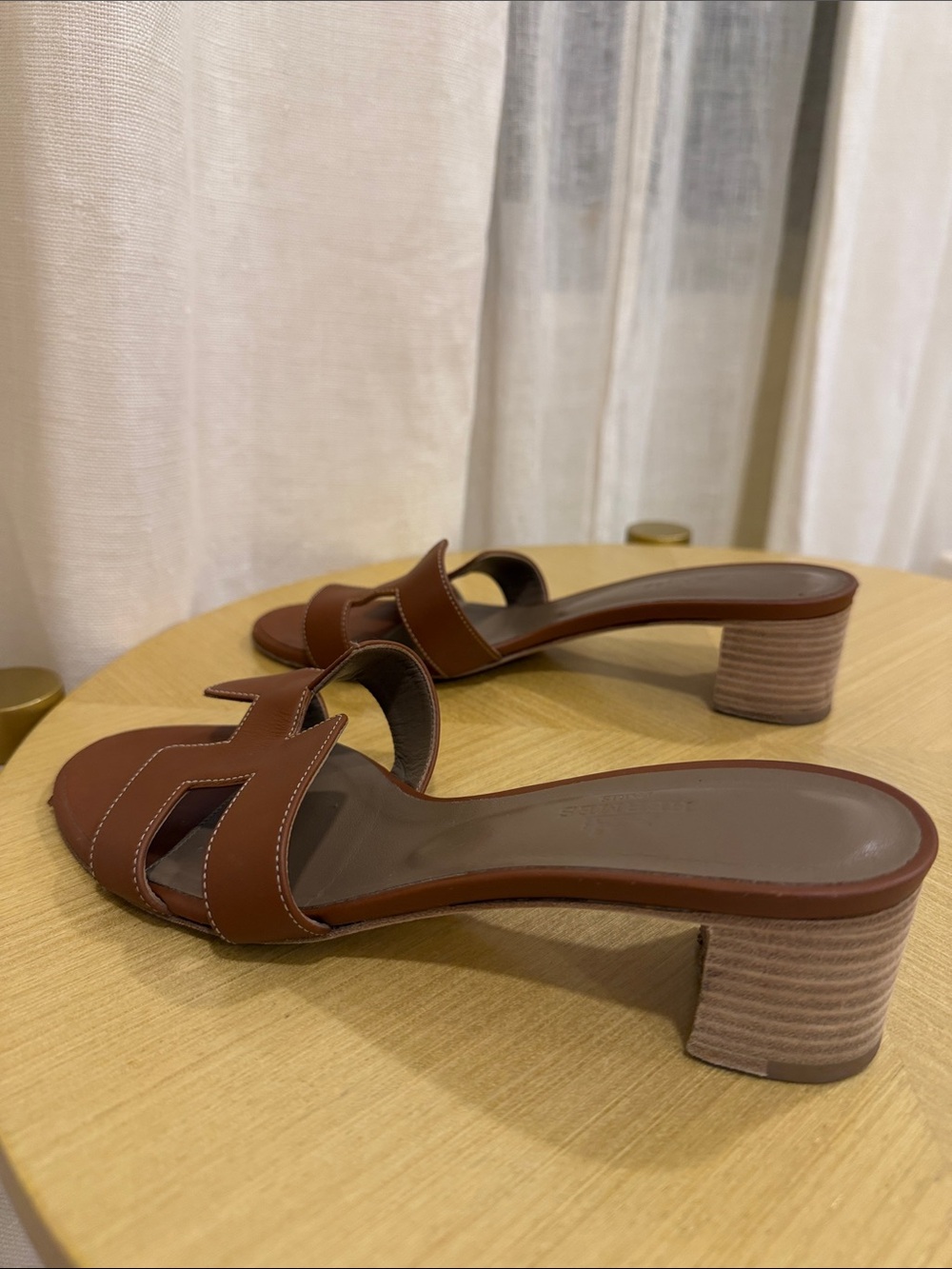 Hermes Oasis Sandal Mules Gold - Picture 4 of 6